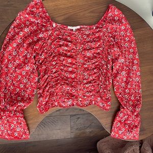 Beautiful flower patterned button up ruched gimmicks by BKE blouse